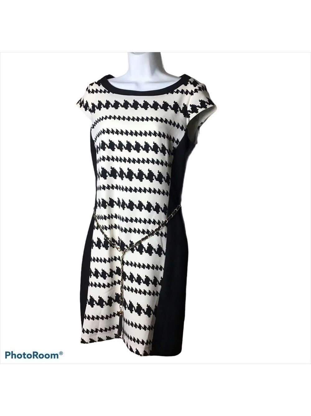 Sandra Darren Geometrical Houndstooth Print Shift Dress